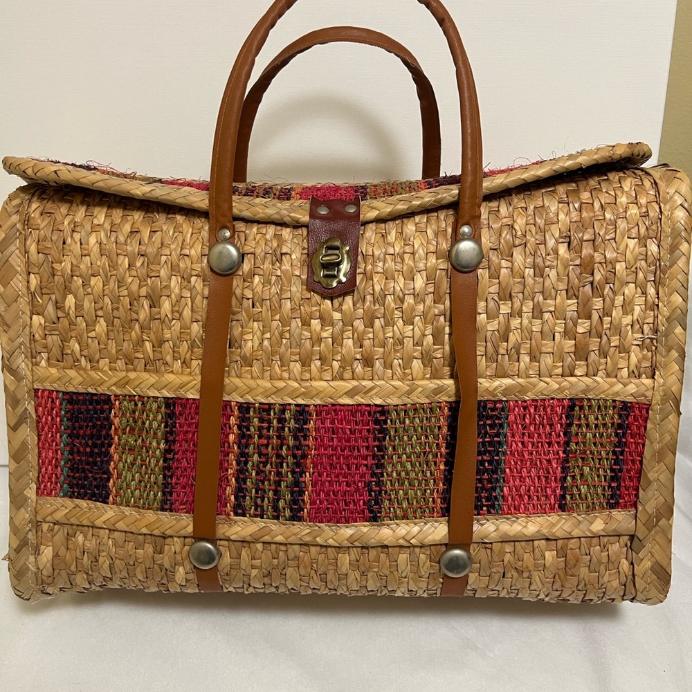 Stylish Straw Tote Bag with Red and Brown Accents